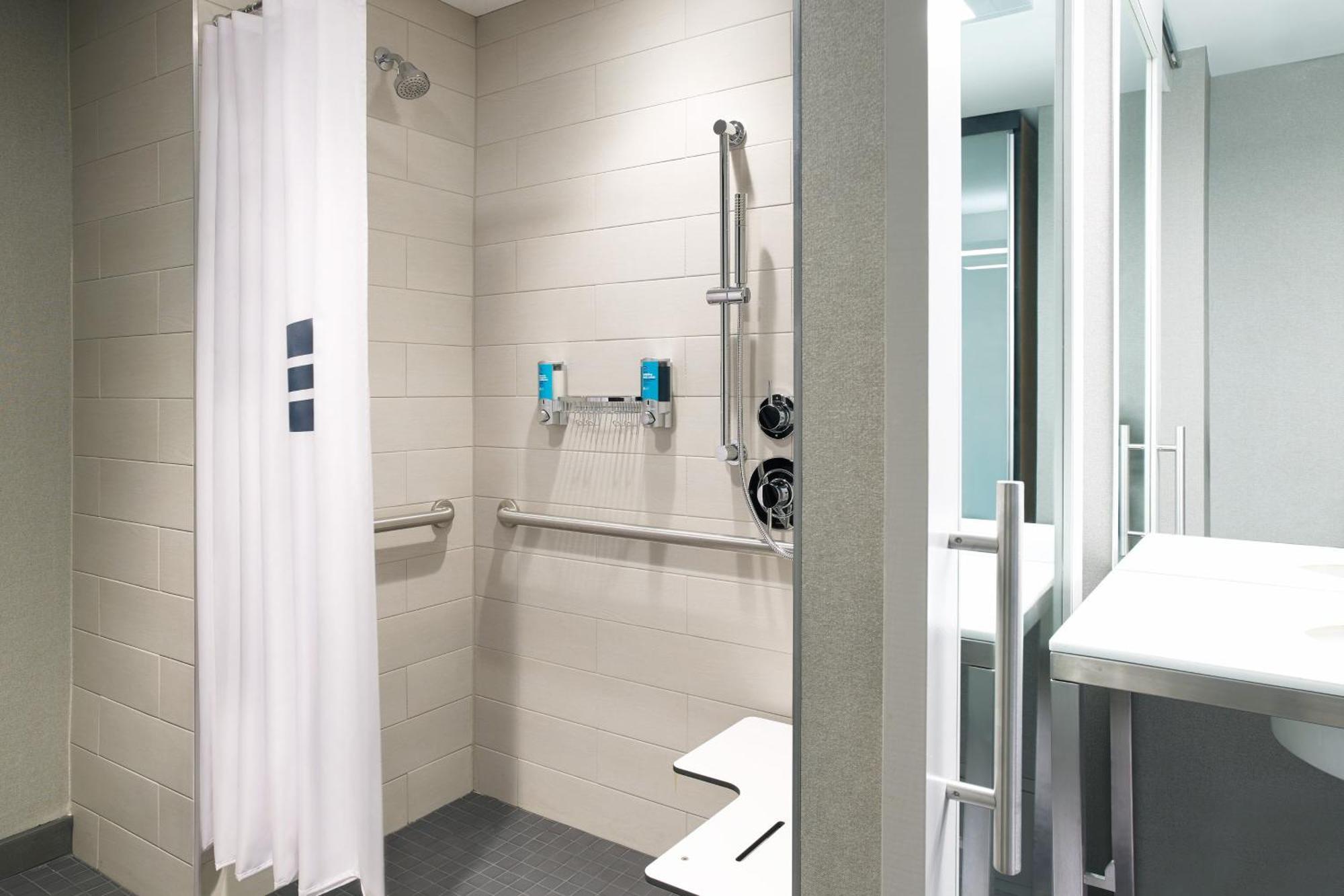 Aloft Louisville Downtown Екстериор снимка